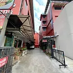 Ratanawong Place 801